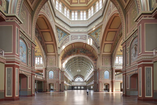 Decorate interior of a large hall with dome ceilings