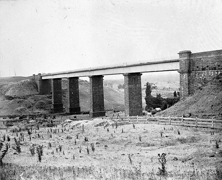 Taradale Viaduct over Back Creek, Melbourne to Bendigo line, built 1860-62
