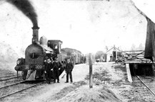 Train and staff, Healesville Station, 1898