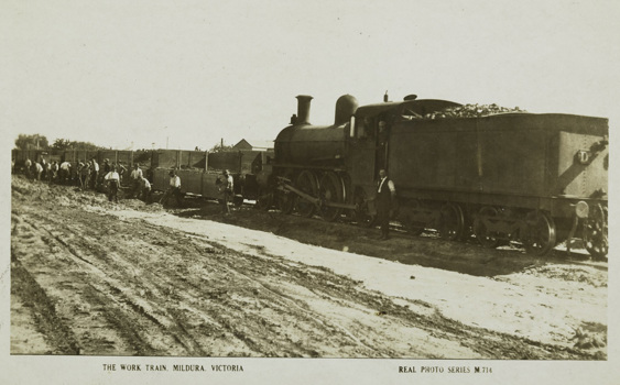 Steam locomotive with workers, Mildura, circa 1910