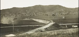 Bridge over Sandy Creek on the Wodonga to Tallangatta line, Tallangatta, circa 1932