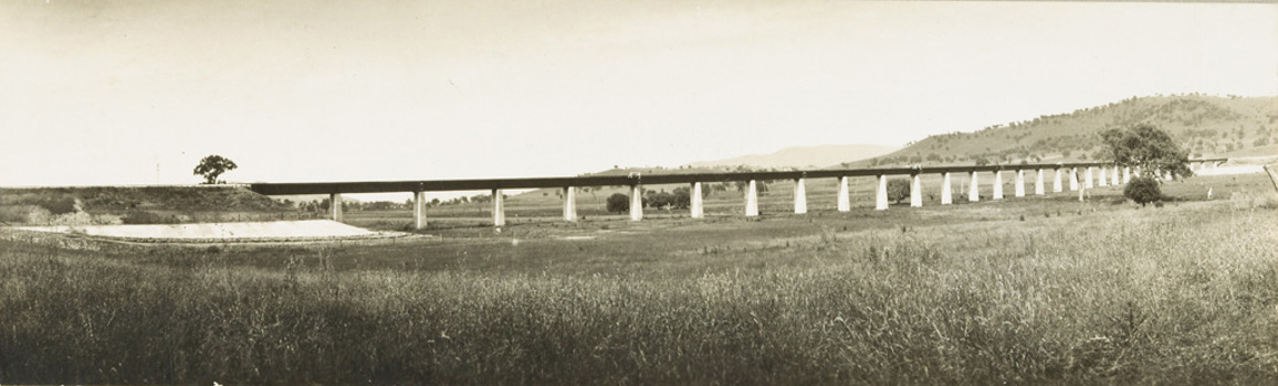 Sandy Creek Bridge, Wodonga to Tallangatta deviation, Lake Hume district, 1932. The bridge appears to curve but this may be a photographic distortion.