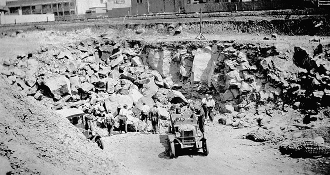 Excavations for the rail line to Albion, Melbourne, circa 1925