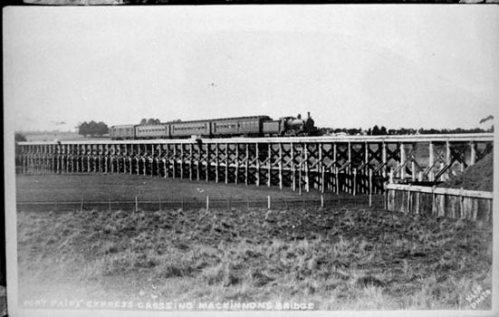 The Port Fairy Express crossing Mackinnons Bridge
