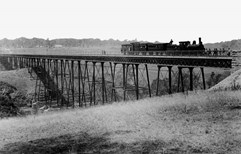 Q class steam locomotive, Melton Viaduct, circa 1886