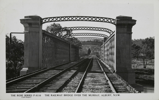 Railway bridge spanning the Murray River at Albury, New South Wales, post-1920