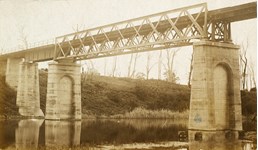 Bridge over the Nicholson River, Bairnsdale to Orbost line, circa 1915