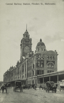 Horse-drawn vehicles outside Flinders Street Station, circa 1915