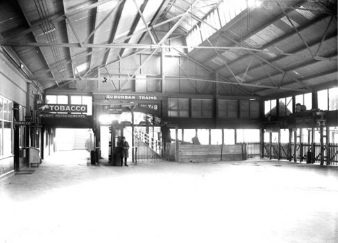 Spencer Street Station concourse, circa 1924
