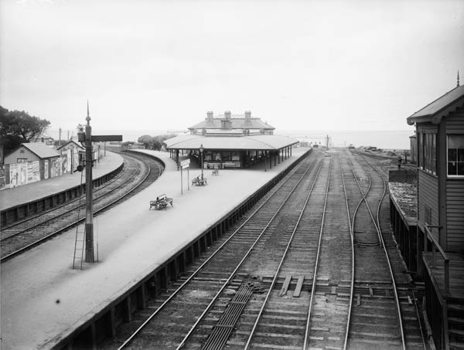 Brighton Beach Station