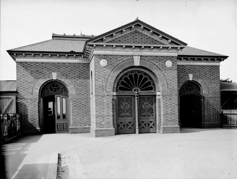 Brighton Station entrance