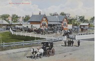 Horse-drawn vehicles and people, Bairnsdale Railway Station, circa 1910