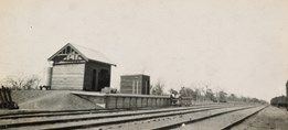 Barnes Railway Station on the Moama to Balranald line, 1927