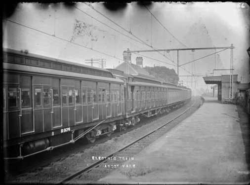 Early electric Tait passenger train, Ascot Vale Railway Station