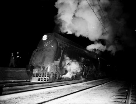 Spirit of Progress departing from Spencer Street Station, July 1947
