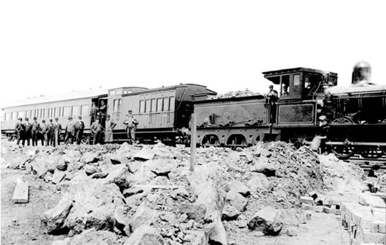 R class steam locomotive hauling Commissioner's train, pre-1904