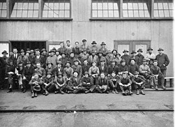 Shop erection staff, Ballarat North railway workshop, pre-1930