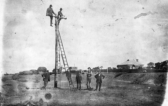 Working on telegraph wires, Yatpool, circa 1920