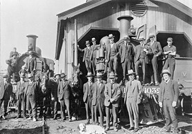 Engineers and locomotive crew at Portland locomotive depot, circa 1921