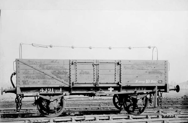 I class standard goods truck