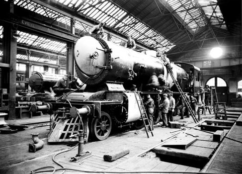 Constructing an N class locomotive at Newport Railway Workshops, circa 1940s