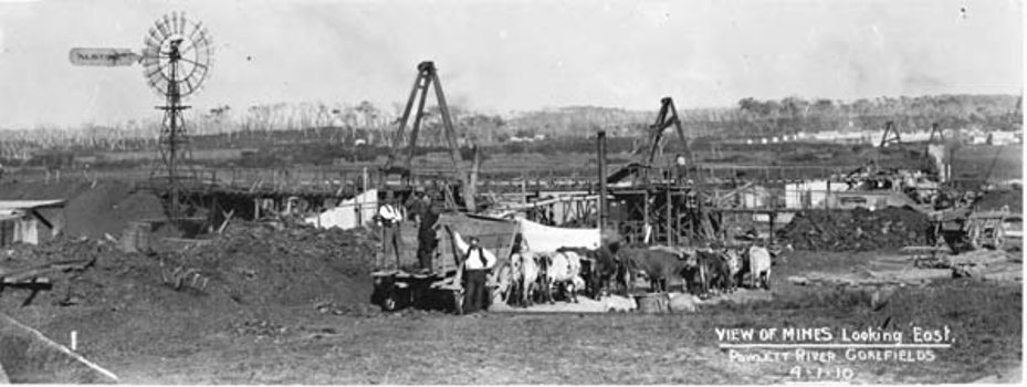 View of coal mines, Powlett River, 4 January 1910