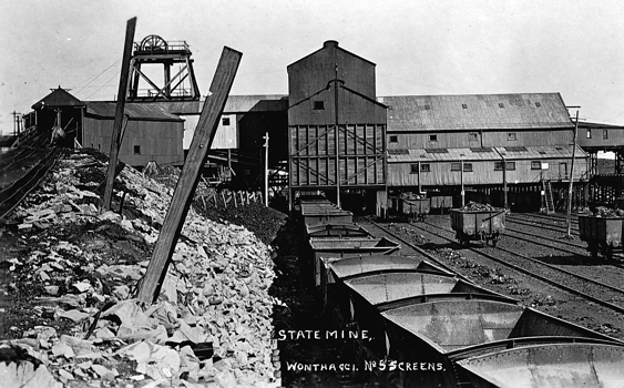 Rail trucks at the State Coal Mine, Wonthaggi, circa 1919