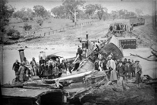 Bridge failure resulting in a rail accident, circa 1905