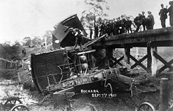 Derailed train, Bochara, 10 September 1910