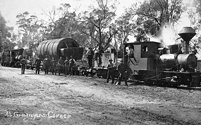 Steam locomotives moving an 18 tonne steam boiler, Mullungdung, circa 1915
