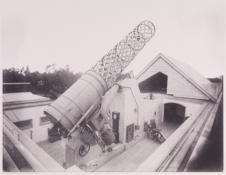 The historic 19th century Great Melbourne Telescope in its original location.