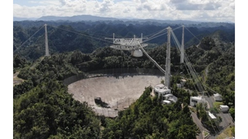 Further damage has occurred at Arecibo as another cable gave way. 