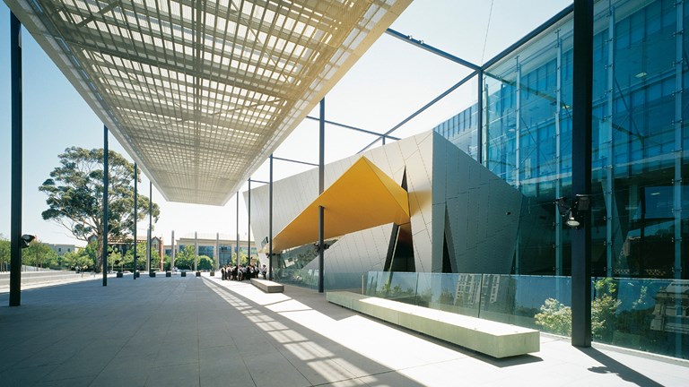 Exterior view outside Melbourne Museum