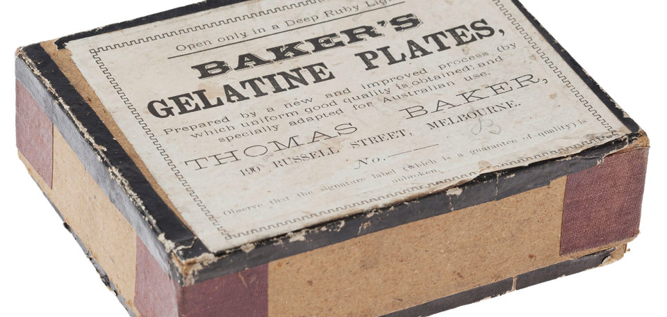 A small box reading 'Baker's Gelatine Plates' on the lid