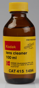 100ml brown glass bottle with a yellow cap and label. The label is printed in red and black