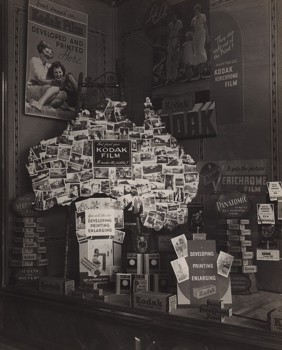Images displayed in case of and a large map of Australia. Cameras and products displayed.