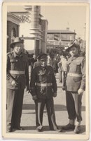 Setsutaro Hasegawa’s son Leo Takeshi (centre), Sydney, 1940s
