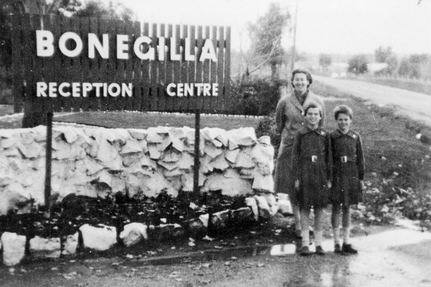 Ales-Boerma and her children from the Netherlands, Bonegilla Migrant Reception Centre, Victoria, 1961.