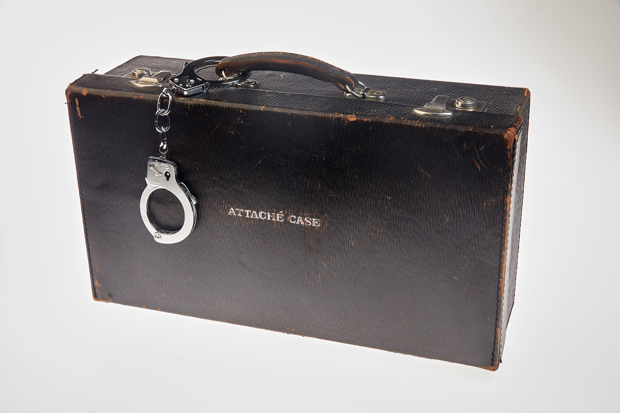 this-briefcase-holds-tiny-art-with-big-meaning-museums-victoria