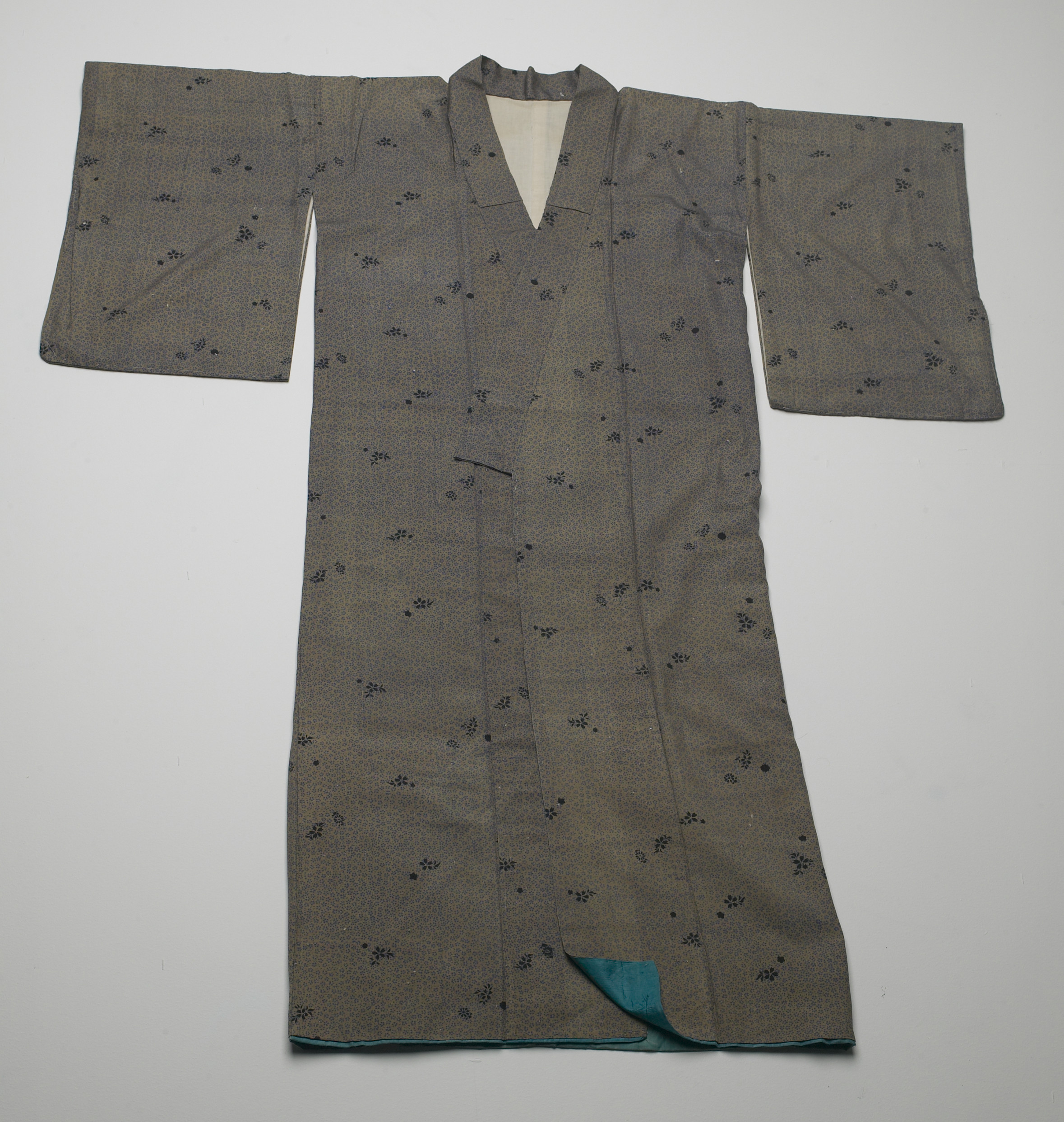Brown kimono with cherry blossom pattern, donated by Masumi Jackson