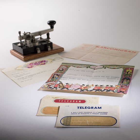 Morse key and telegrams from migrant ships