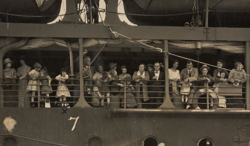 Digital Photograph - Passengers On Deck of 'SS Ballarat', Arriving at Station Pier, Port Melbourne, 1925.