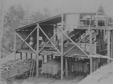 Coal transfer station