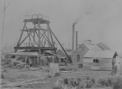 Poppet head and mine buildings, Coal Creek black coal mine
