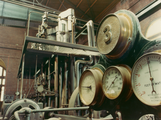 Electric pump control gauges
