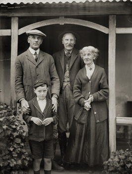 Digital Image - John William & John Wilton Twycross with Kate & Charlie Burrell at Arthurs Seat, Mornington Peninsula, circa 1925
