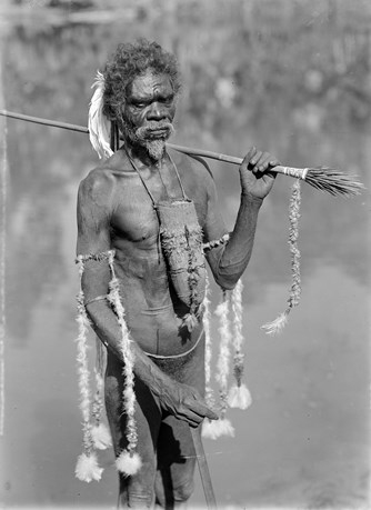 Photo of Minyirrpirriwuy, a Djambarrpuyngu man, 1936