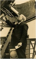 Charles Merfield looking through the Great Melbourne Telescope, Melbourne Observatory, 1930.