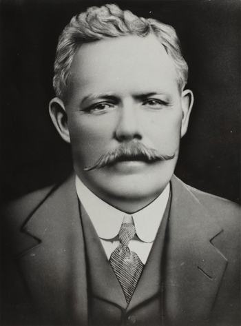 Black and white portrait of Hugh Victor McKay, Victoria, circa 1910.